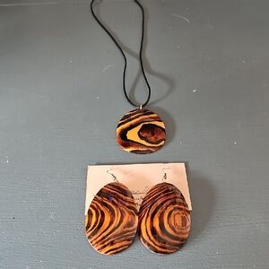 Hand‎ Crafted By Glen & Sally Huppke Of Florida. Called TIGARREYE Set.